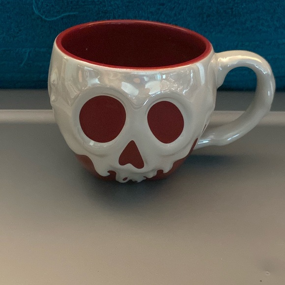 Disney Other - Disney Parks Snow White Evil Queen Poison Apple Skull Mug red & white